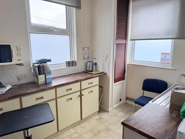 Robartes Gardens, St Austell, photo 3