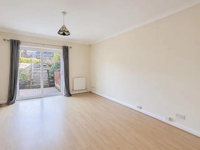 Bunting Close, St. Leonards-On-Sea, TN38, photo 2