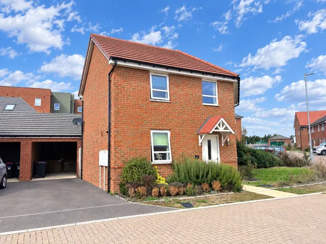 Nutwood Avenue, Sturry, CT2, photo 1