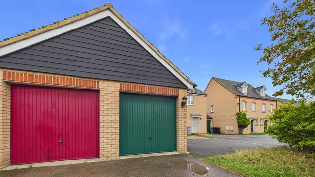 Sandown Drive, Bourne, PE10, photo 3