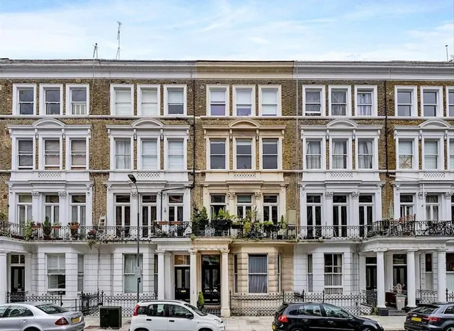 Castletown Road, West Kensington, W14, photo 1