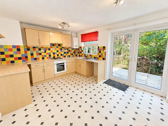 Baker Crescent, Doddington Park, LN6, photo 3