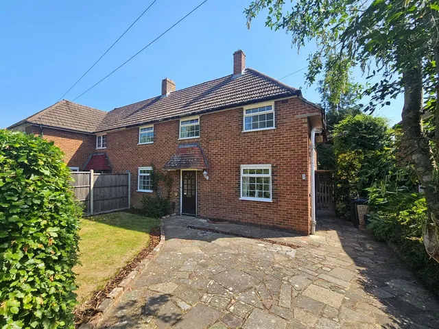 Newenham Road, Great Bookham, KT23, photo 1