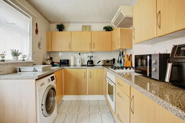 Photo 3 — Cranham Close, Ashdown Manor, Killingworth, NE12