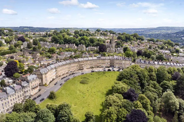 Lansdown Crescent, Bath, Somerset, BA1 5EX, photo 1