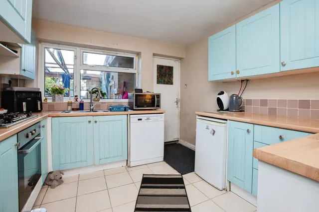 Abbott Crescent, Farnsfield, NG22, photo 2
