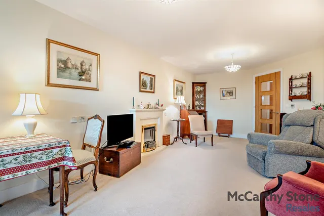 St. Georges Road, Cheltenham, GL50, photo 3