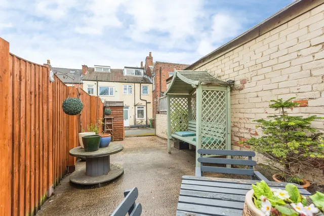 Oakes Street, Wakefield, photo 1