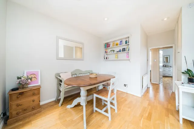 St. Georges Drive, London, SW1V, photo 3