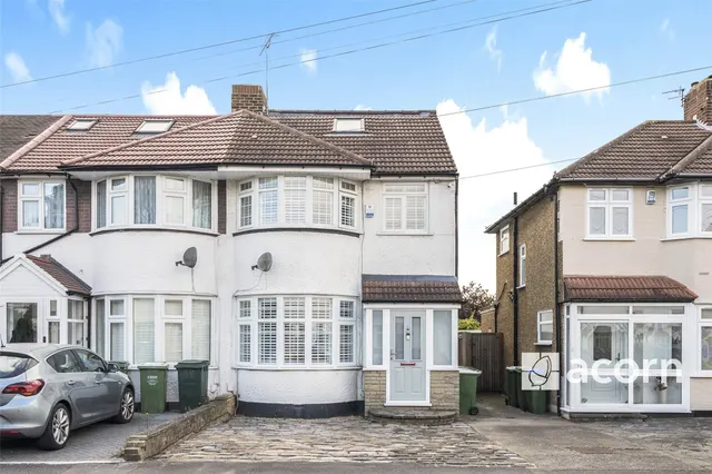 Glengall Road, Kent, DA7, photo 1