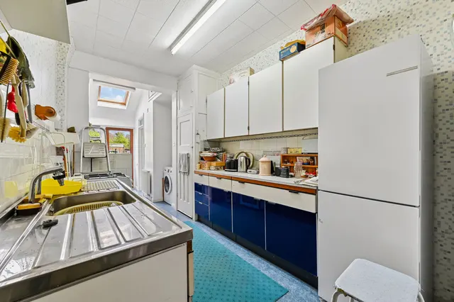 Springfield Avenue, London, SW20, photo 3