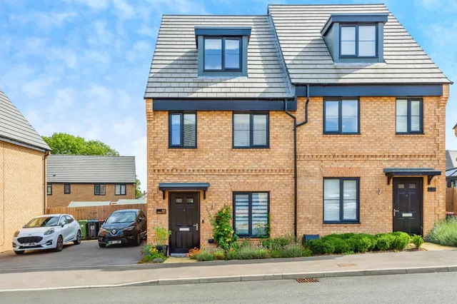 Limbrey Drive, Olney, MK46, photo 1