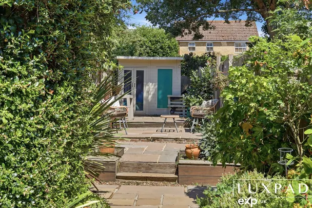 Photo 2 — 69 Benton Street, Hadleigh, IP7 5AR