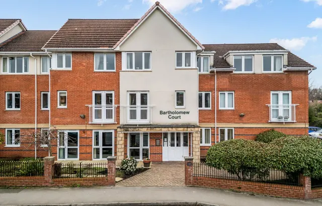 Flat 42, Bartholomew Court Bradshaw Lane, Warrington, Grappenhall, WA4 2JW, photo 1