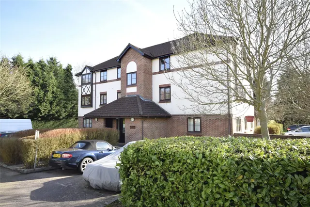 Wordsworth Mead, Redhill, RH1 1AL, photo 1