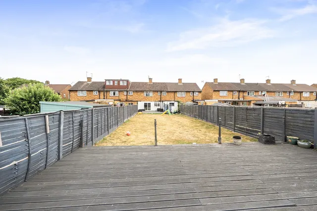 Photo 3 — Collyer Road, London Colney, St. Albans