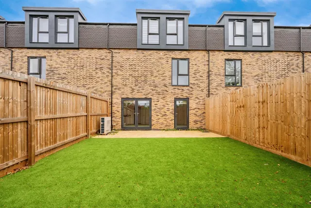 Parkes Avenue, Balsall Heath, B12, photo 3