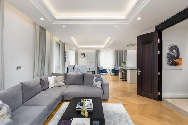 Strand, Clement House, Westminster, London, photo 1