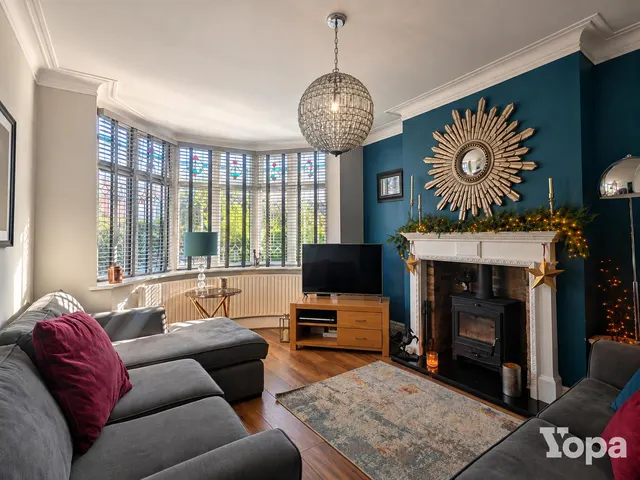Oaklands Avenue, Newcastle, ST5, photo 3