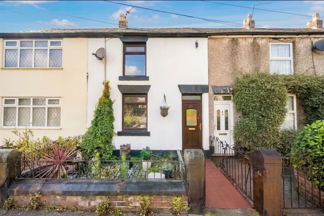 Liverpool Road, Aughton, L39, photo 1