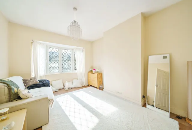 Photo 3 — Ashtree Avenue, Mitcham, CR4 3DR