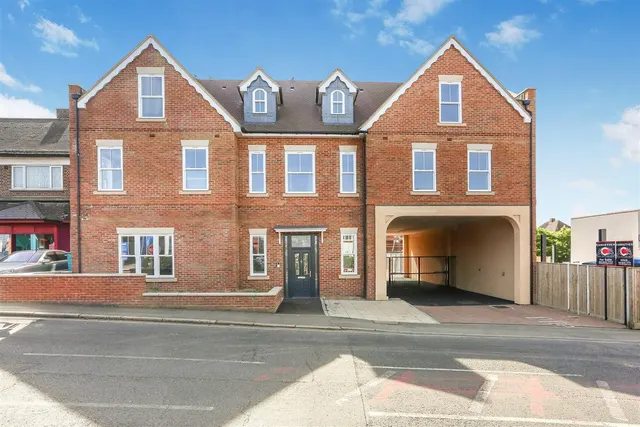 Malden Road, Cheam, Sutton, SM3 8QW, photo 1