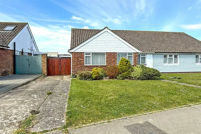 Littlehampton, BN17, photo 1