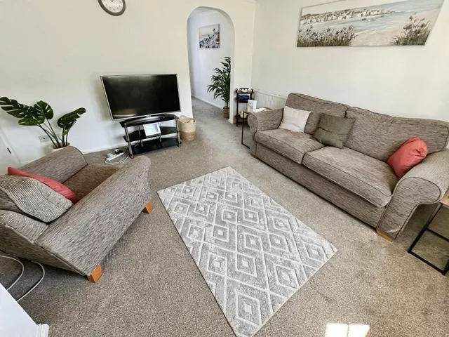 Beaconsfield Road, Burton-On-Trent, DE13, photo 3