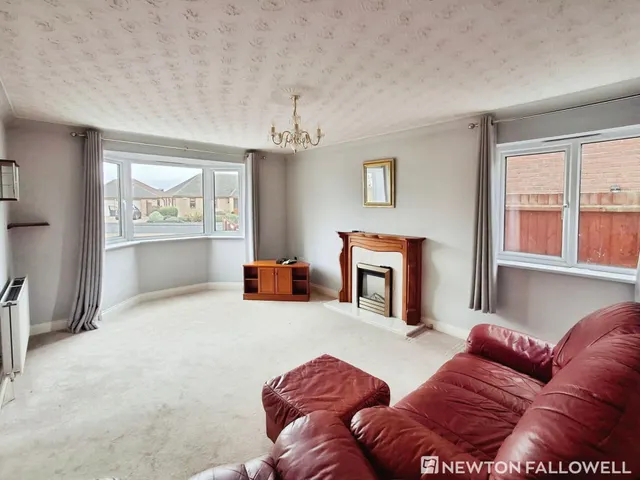 Mountbatten Way, Bourne, PE10, photo 3