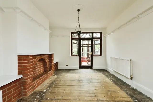 Photo 3 — Ashley Road, Worksop