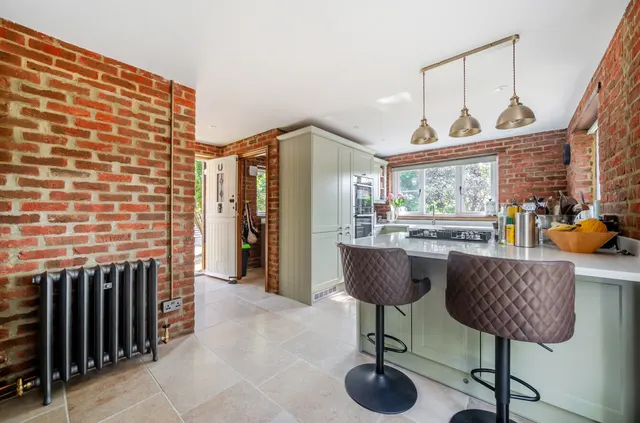 Petworth Road, Witley, GU8, photo 3