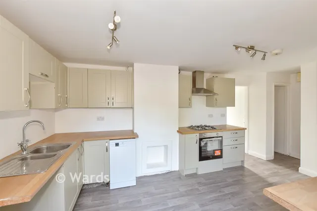 Molland Close, Ash, CT3, photo 3