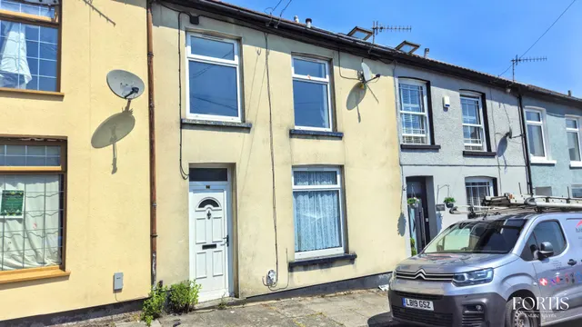 Park Street, Tonypandy, CF40, photo 1