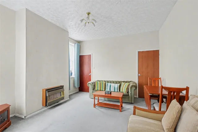 College Street, Long Eaton, NG10, photo 3
