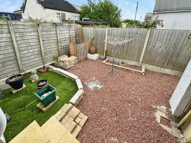 Austin Avenue, Jaywick, CO15, photo 3