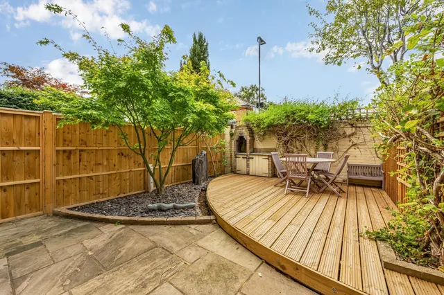 Malthouse Drive, London, W4, photo 3