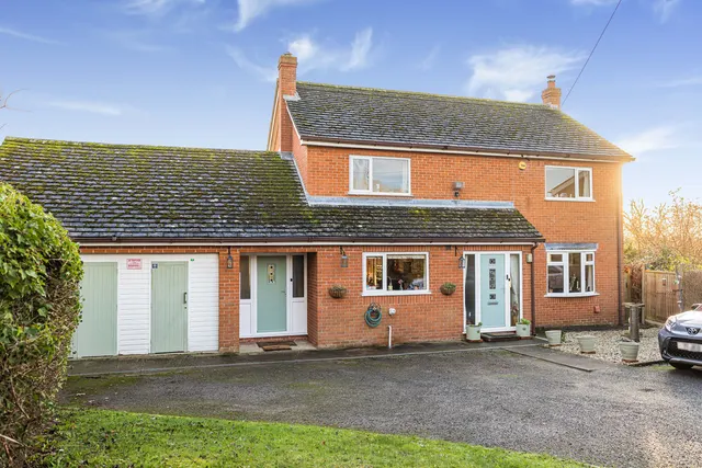Photo 2 — Grove House, Ryelands, Leominster, Herefordshire, HR6 8QB