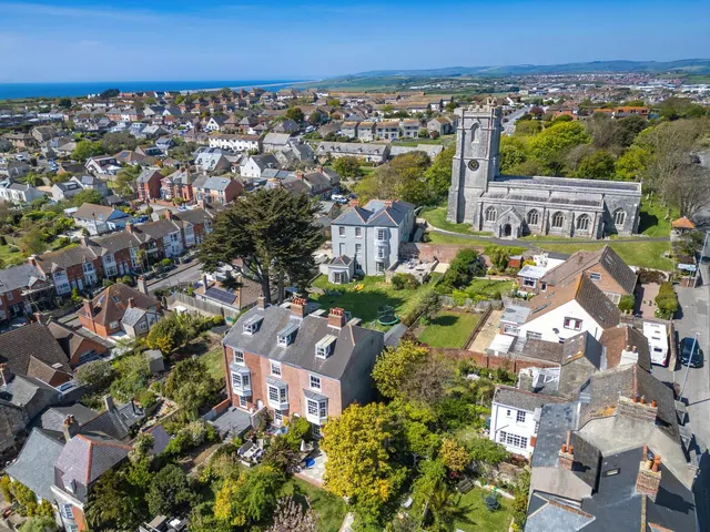 Chamberlaine Road, Weymouth, DT4, photo 2