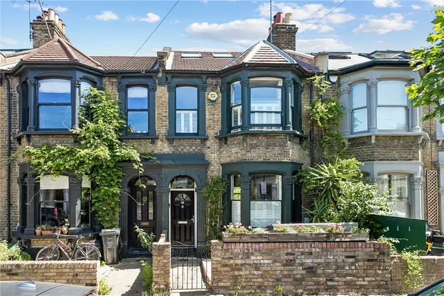 Photo 2 — Roding Road, London, E5