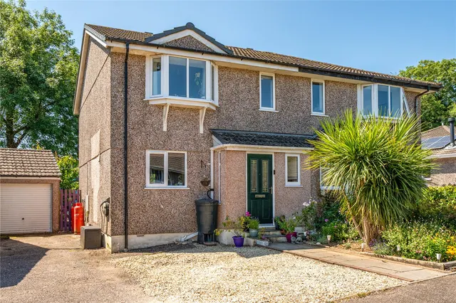 Le Marchant Close, Dunkeswell, Honiton, Devon, EX14 4XD, photo 1