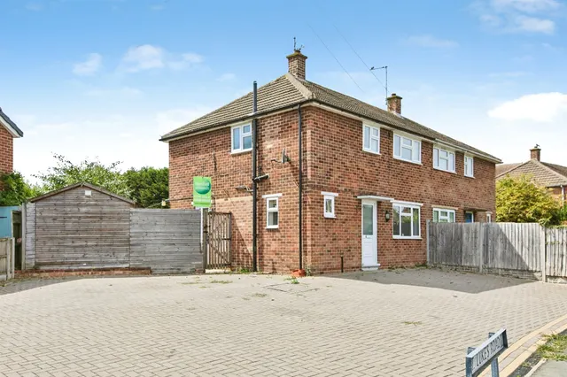 St. Lukes Road, Barton Under Needwood, DE13, photo 2