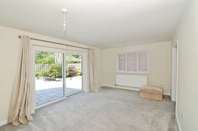 Photo 3 — Lea Close, Brede, Rye