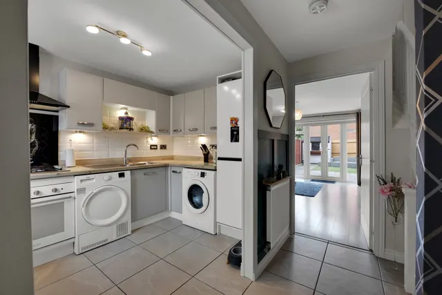 Broad Street, Crewe, CW1, photo 2