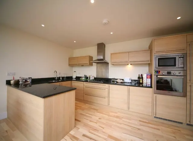Fulham Road, Chelsea, SW10, photo 2