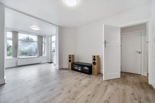Potter Street, Northwood, HA6, photo 3