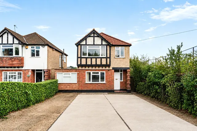 Potter Street, Northwood, HA6, photo 1