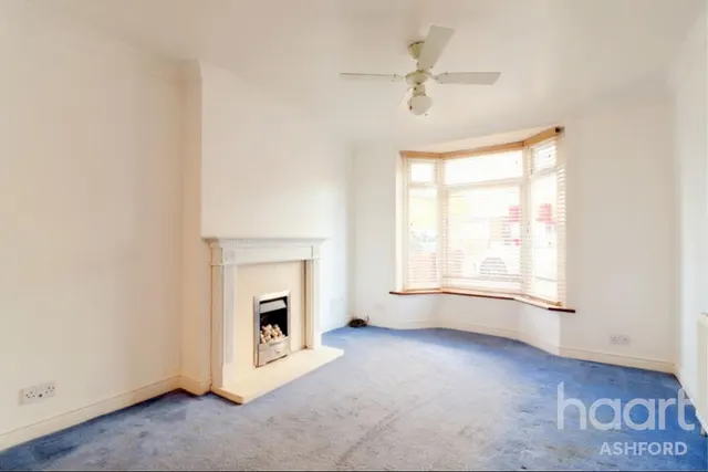 Cudworth Road, TN24, photo 2