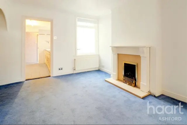 Cudworth Road, TN24, photo 3