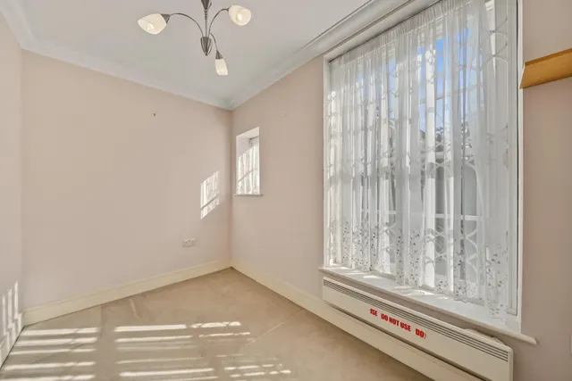 West Heath Avenue, Golders Green, NW11, photo 3
