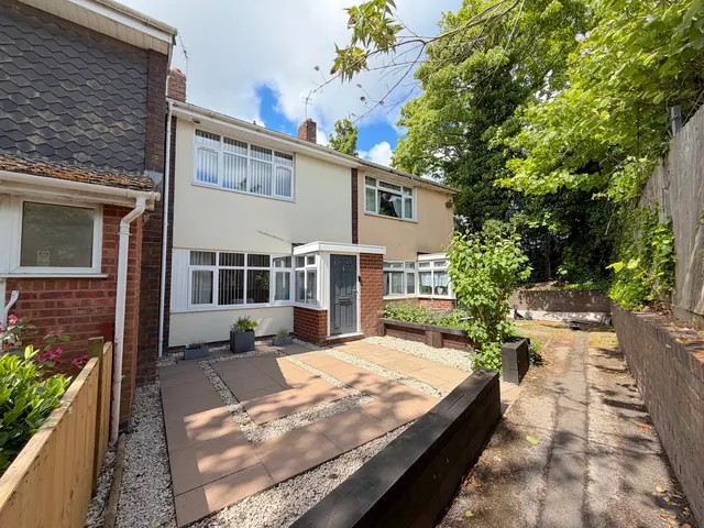 Station Close, Bloxwich, WS3, photo 1